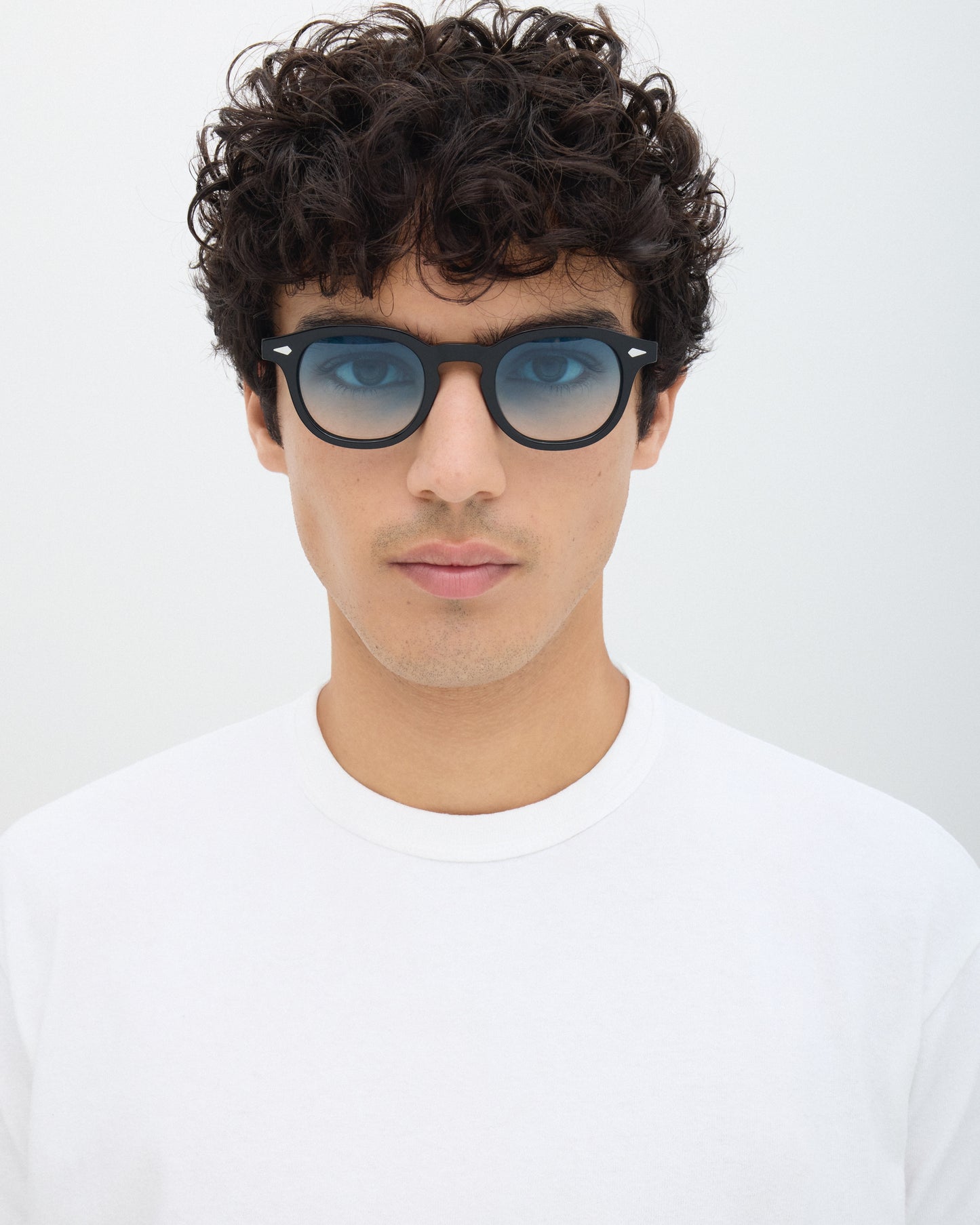 TINT EASTWOOD | BLACK GRADIENT OCEAN
