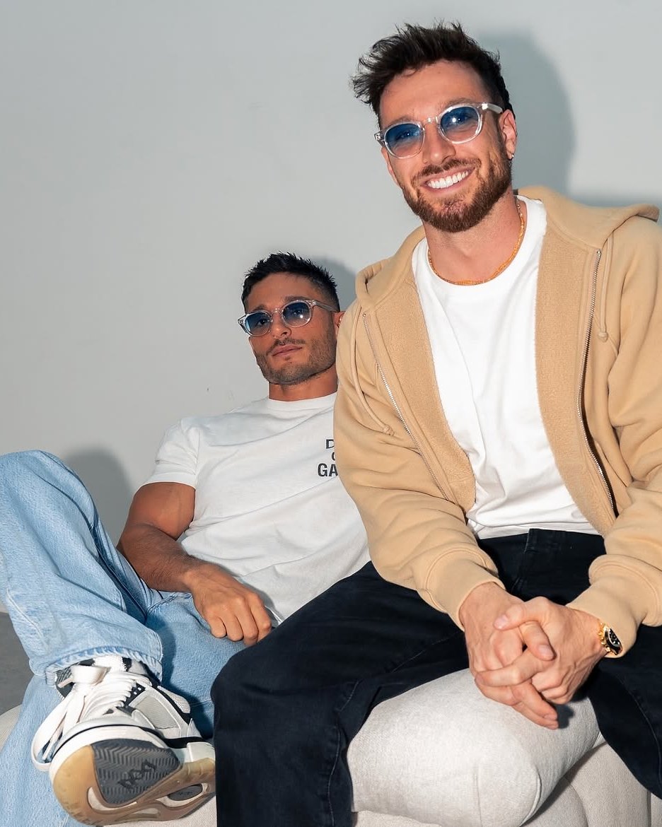 Sam and Rez, Dinelli founders